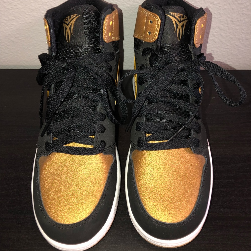 Air Jordan 1s “Melo”